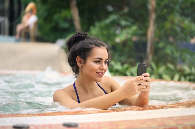 Revestimientos de poliéster para piscinas