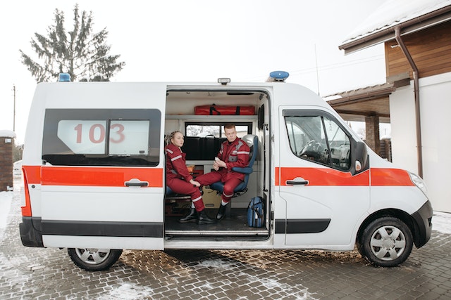 piezas poliester ambulancias
