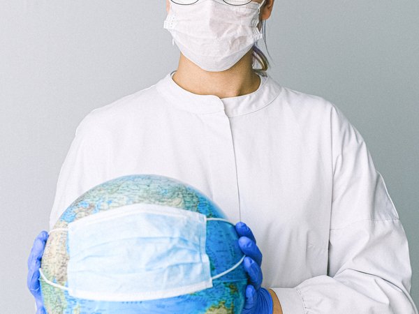 poliester y coronavirus